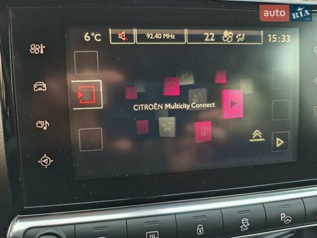 Желтый Ситроен C4 Кактус, объемом двигателя 1.56 л и пробегом 106 тыс. км за 11800 $, фото 47 на Automoto.ua