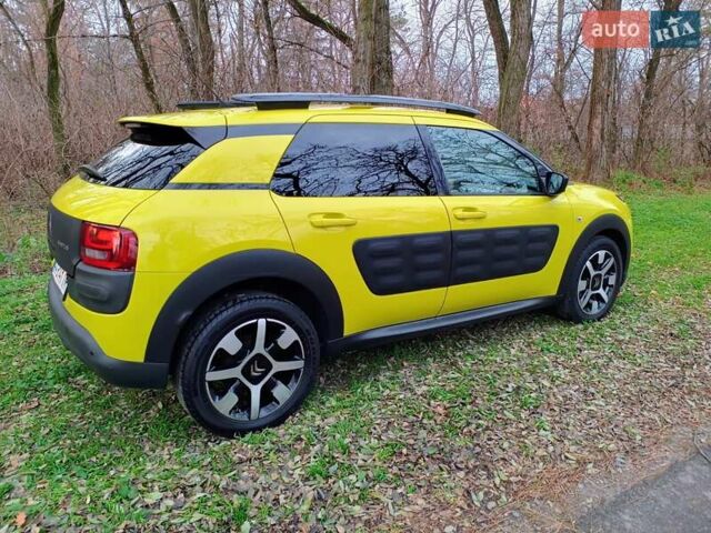 Желтый Ситроен C4 Кактус, объемом двигателя 1.56 л и пробегом 106 тыс. км за 11800 $, фото 63 на Automoto.ua