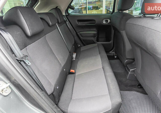 Серый Ситроен C4 Кактус, объемом двигателя 1.56 л и пробегом 155 тыс. км за 10009 $, фото 6 на Automoto.ua