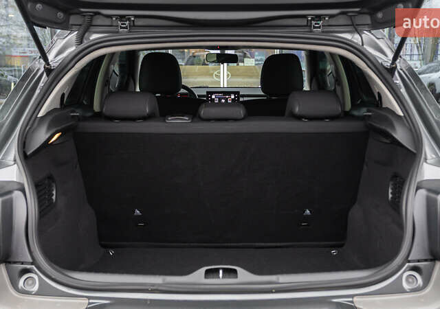 Серый Ситроен C4 Кактус, объемом двигателя 1.56 л и пробегом 155 тыс. км за 10009 $, фото 10 на Automoto.ua