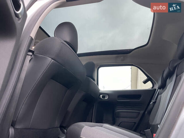 Серый Ситроен C4 Кактус, объемом двигателя 1.6 л и пробегом 2 тыс. км за 9100 $, фото 24 на Automoto.ua