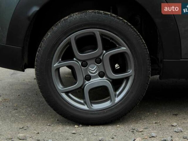 Серый Ситроен C4 Кактус, объемом двигателя 1.56 л и пробегом 208 тыс. км за 9550 $, фото 7 на Automoto.ua