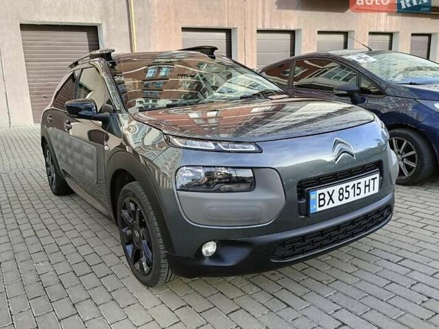 Сірий Сітроен C4 Кактус, об'ємом двигуна 1.2 л та пробігом 140 тис. км за 11500 $, фото 2 на Automoto.ua