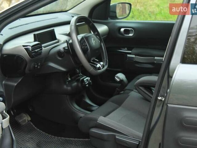 Серый Ситроен C4 Кактус, объемом двигателя 1.56 л и пробегом 208 тыс. км за 9550 $, фото 34 на Automoto.ua