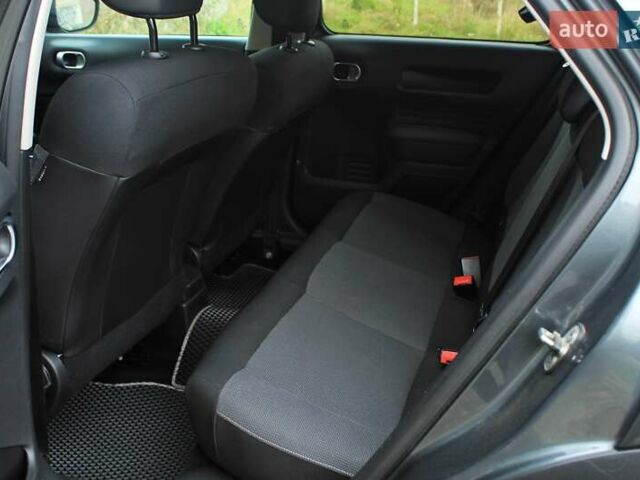 Серый Ситроен C4 Кактус, объемом двигателя 1.56 л и пробегом 208 тыс. км за 9550 $, фото 49 на Automoto.ua