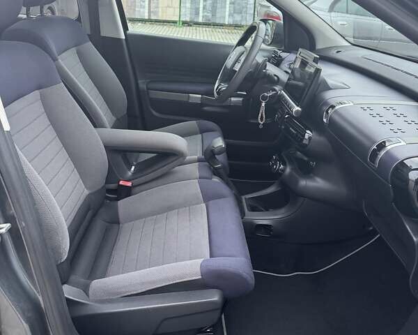 Серый Ситроен C4 Кактус, объемом двигателя 1.2 л и пробегом 157 тыс. км за 9999 $, фото 34 на Automoto.ua