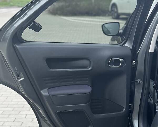 Серый Ситроен C4 Кактус, объемом двигателя 1.2 л и пробегом 157 тыс. км за 9999 $, фото 24 на Automoto.ua