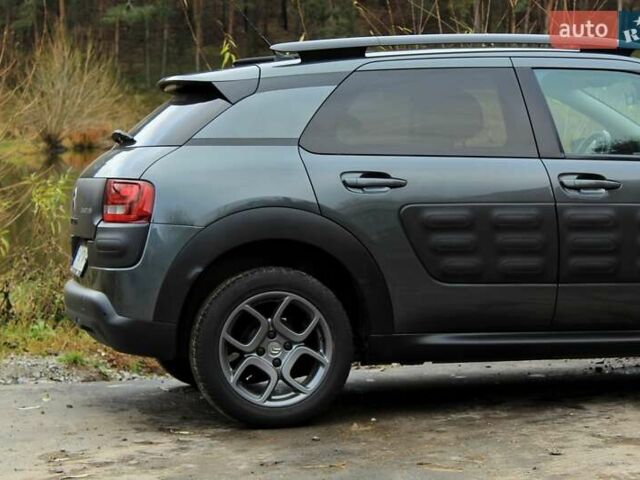 Серый Ситроен C4 Кактус, объемом двигателя 1.56 л и пробегом 208 тыс. км за 9550 $, фото 6 на Automoto.ua