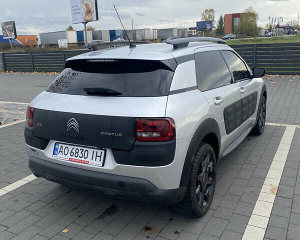 Серый Ситроен C4 Кактус, объемом двигателя 1.6 л и пробегом 155 тыс. км за 10999 $, фото 4 на Automoto.ua