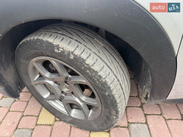 Серый Ситроен C4 Кактус, объемом двигателя 1.6 л и пробегом 220 тыс. км за 8800 $, фото 10 на Automoto.ua