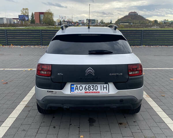 Серый Ситроен C4 Кактус, объемом двигателя 1.6 л и пробегом 155 тыс. км за 10999 $, фото 3 на Automoto.ua