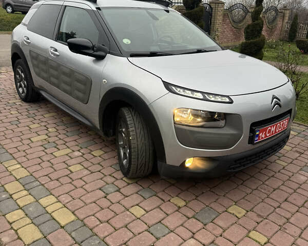 Серый Ситроен C4 Кактус, объемом двигателя 1.6 л и пробегом 220 тыс. км за 8800 $, фото 3 на Automoto.ua