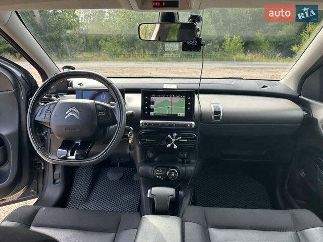 Серый Ситроен C4 Кактус, объемом двигателя 1.56 л и пробегом 231 тыс. км за 11000 $, фото 5 на Automoto.ua