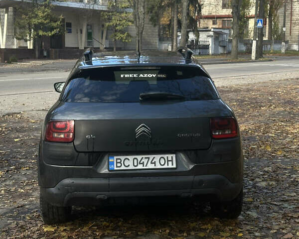 Серый Ситроен C4 Кактус, объемом двигателя 1.56 л и пробегом 109 тыс. км за 10000 $, фото 3 на Automoto.ua