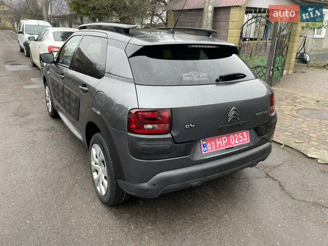 Серый Ситроен C4 Кактус, объемом двигателя 1.2 л и пробегом 140 тыс. км за 8400 $, фото 5 на Automoto.ua