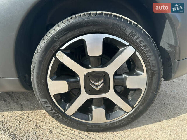 Серый Ситроен C4 Кактус, объемом двигателя 1.56 л и пробегом 231 тыс. км за 11000 $, фото 13 на Automoto.ua