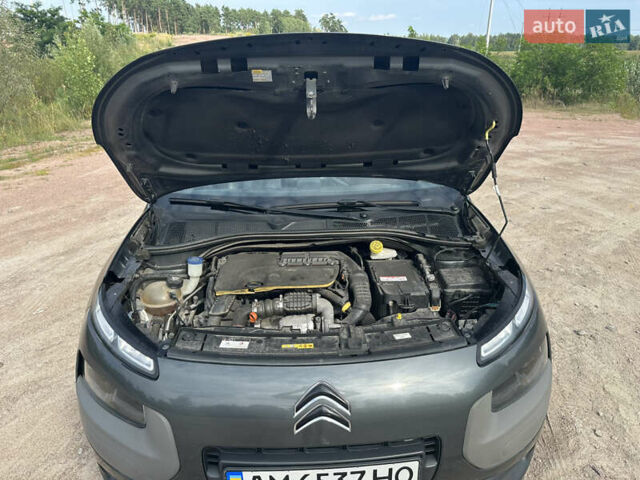 Серый Ситроен C4 Кактус, объемом двигателя 1.56 л и пробегом 231 тыс. км за 11000 $, фото 2 на Automoto.ua