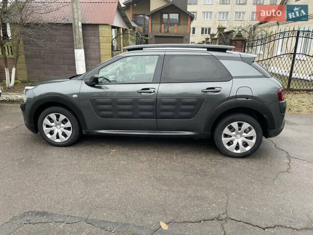 Серый Ситроен C4 Кактус, объемом двигателя 1.2 л и пробегом 140 тыс. км за 8400 $, фото 3 на Automoto.ua