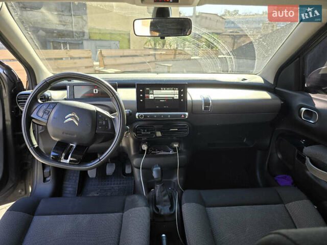 Ситроен C4 Кактус 2017 в Одессе на Automoto.ua Серый Ситроен C4 Кактус, объемом двигателя 1.56 л и пробегом 63 тыс. км за 11000 $, фото 4 на Automoto.ua