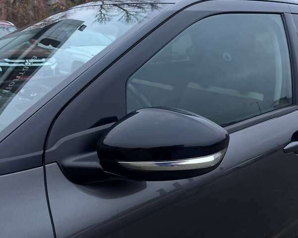 Серый Ситроен C4 Кактус, объемом двигателя 1.5 л и пробегом 187 тыс. км за 14900 $, фото 2 на Automoto.ua