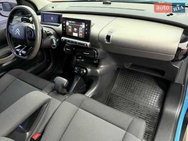 Синий Ситроен C4 Кактус, объемом двигателя 1.2 л и пробегом 67 тыс. км за 11500 $, фото 63 на Automoto.ua
