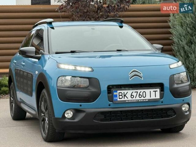 Синий Ситроен C4 Кактус, объемом двигателя 1.2 л и пробегом 67 тыс. км за 11500 $, фото 12 на Automoto.ua