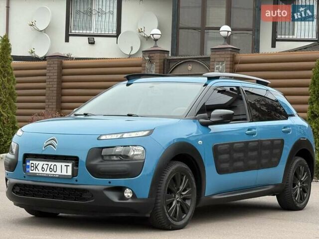 Синий Ситроен C4 Кактус, объемом двигателя 1.2 л и пробегом 67 тыс. км за 11500 $, фото 7 на Automoto.ua