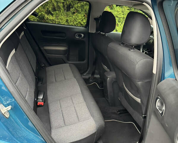 Ситроен C4 Кактус 2019 в Львове на Automoto.ua Зеленый Ситроен C4 Кактус, объемом двигателя 1.5 л и пробегом 48 тыс. км за 16999 $, фото 3 на Automoto.ua