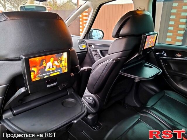 Черный Ситроен Ц4 Гранд Пикассо, объемом двигателя 2 л и пробегом 278 тыс. км за 5200 $, фото 9 на Automoto.ua