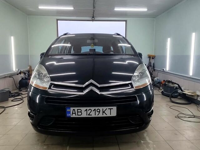 Черный Ситроен Ц4 Гранд Пикассо, объемом двигателя 2 л и пробегом 290 тыс. км за 6000 $, фото 4 на Automoto.ua
