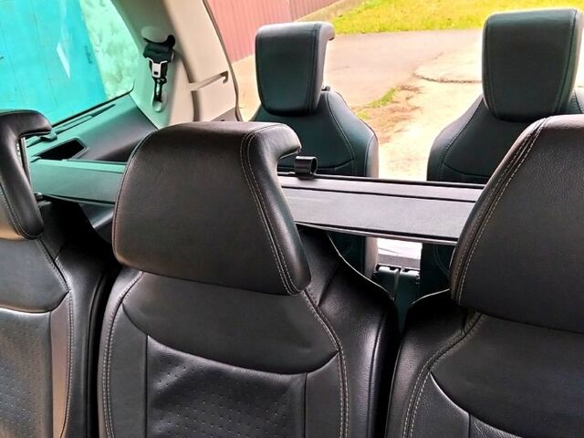 Черный Ситроен Ц4 Гранд Пикассо, объемом двигателя 2 л и пробегом 278 тыс. км за 5200 $, фото 2 на Automoto.ua