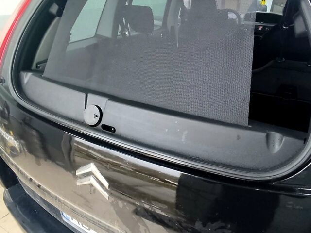 Черный Ситроен Ц4 Гранд Пикассо, объемом двигателя 2 л и пробегом 290 тыс. км за 6000 $, фото 2 на Automoto.ua