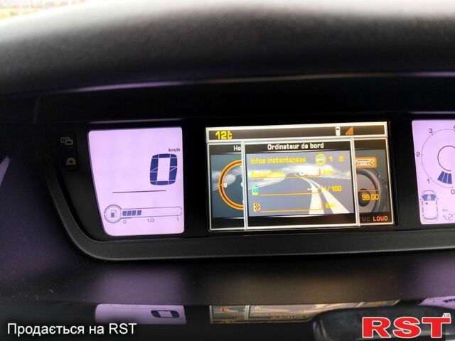 Черный Ситроен Ц4 Гранд Пикассо, объемом двигателя 2 л и пробегом 278 тыс. км за 5200 $, фото 7 на Automoto.ua