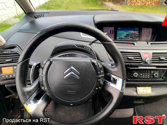 Черный Ситроен Ц4 Гранд Пикассо, объемом двигателя 1.6 л и пробегом 300 тыс. км за 4999 $, фото 9 на Automoto.ua