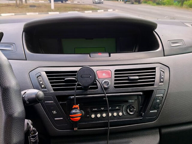 Чорний Сітроен Ц4 Гранд Пікассо, об'ємом двигуна 1.6 л та пробігом 259 тис. км за 7500 $, фото 8 на Automoto.ua