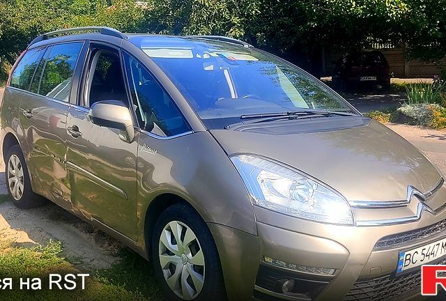 Коричневый Ситроен Ц4 Гранд Пикассо, объемом двигателя 1.6 л и пробегом 290 тыс. км за 4999 $, фото 2 на Automoto.ua