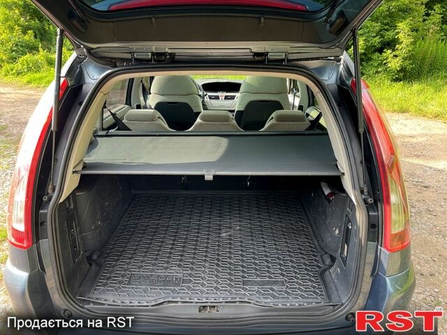 Ситроен Ц4 Гранд Пикассо, объемом двигателя 2 л и пробегом 194 тыс. км за 6450 $, фото 5 на Automoto.ua