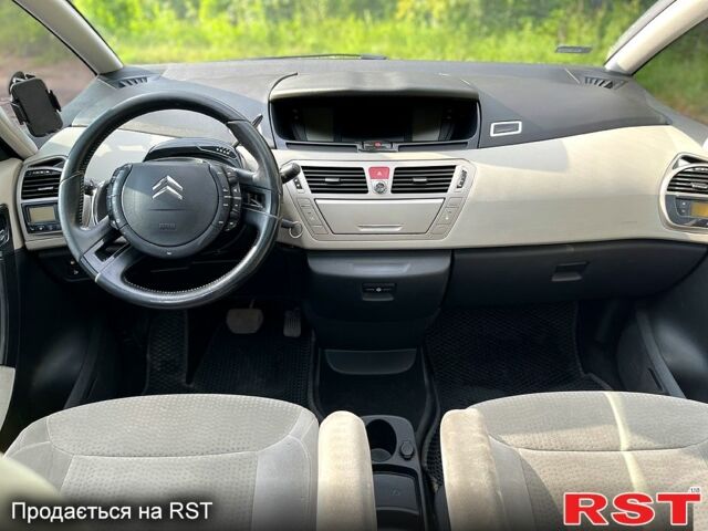 Ситроен Ц4 Гранд Пикассо, объемом двигателя 2 л и пробегом 194 тыс. км за 6450 $, фото 6 на Automoto.ua
