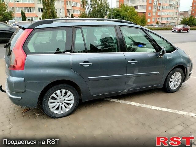 Серый Ситроен Ц4 Гранд Пикассо, объемом двигателя 2 л и пробегом 300 тыс. км за 4950 $, фото 1 на Automoto.ua