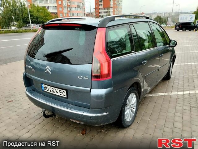 Серый Ситроен Ц4 Гранд Пикассо, объемом двигателя 2 л и пробегом 300 тыс. км за 4950 $, фото 4 на Automoto.ua