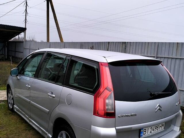 Серый Ситроен Ц4 Гранд Пикассо, объемом двигателя 1.6 л и пробегом 308 тыс. км за 4500 $, фото 1 на Automoto.ua