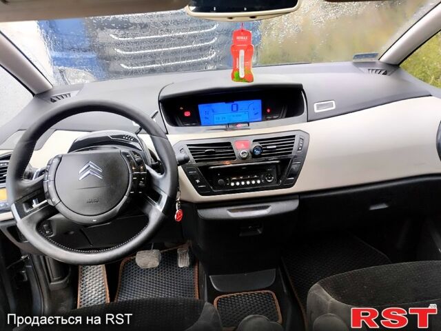 Серый Ситроен Ц4 Гранд Пикассо, объемом двигателя 2 л и пробегом 300 тыс. км за 4950 $, фото 6 на Automoto.ua