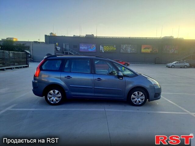 Серый Ситроен Ц4 Гранд Пикассо, объемом двигателя 1.6 л и пробегом 328 тыс. км за 5500 $, фото 3 на Automoto.ua