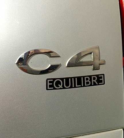 Серый Ситроен Ц4 Гранд Пикассо, объемом двигателя 2 л и пробегом 271 тыс. км за 5999 $, фото 4 на Automoto.ua