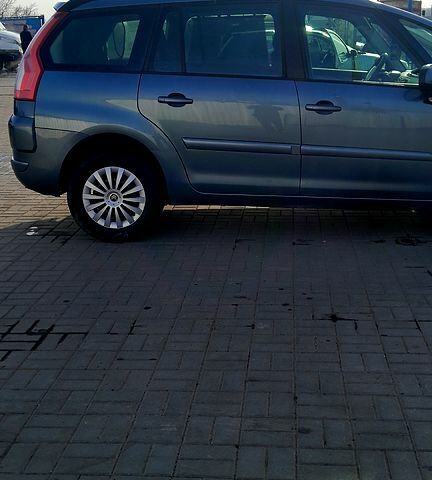 Сірий Сітроен Ц4 Гранд Пікассо, об'ємом двигуна 1.6 л та пробігом 185 тис. км за 5300 $, фото 1 на Automoto.ua