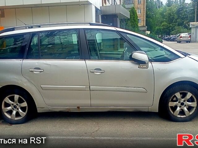 Серый Ситроен Ц4 Гранд Пикассо, объемом двигателя 1.6 л и пробегом 255 тыс. км за 3500 $, фото 3 на Automoto.ua