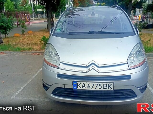 Серый Ситроен Ц4 Гранд Пикассо, объемом двигателя 1.6 л и пробегом 255 тыс. км за 3500 $, фото 1 на Automoto.ua