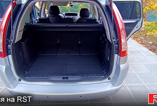 Серый Ситроен Ц4 Гранд Пикассо, объемом двигателя 1.6 л и пробегом 0 тыс. км за 6850 $, фото 8 на Automoto.ua