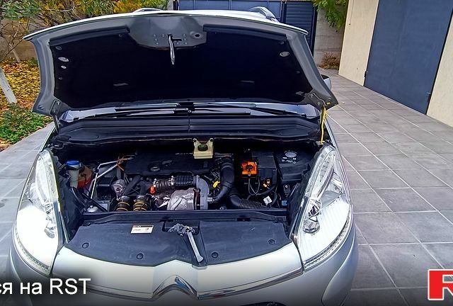 Серый Ситроен Ц4 Гранд Пикассо, объемом двигателя 1.6 л и пробегом 0 тыс. км за 6850 $, фото 2 на Automoto.ua