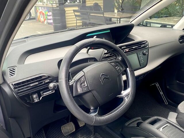 Серый Ситроен Ц4 Гранд Пикассо, объемом двигателя 1.6 л и пробегом 246 тыс. км за 12000 $, фото 11 на Automoto.ua